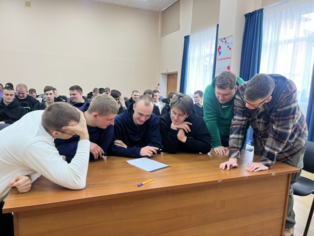 Игра на эрудицию «Два в одном» — битва умов и весеннего настроения!